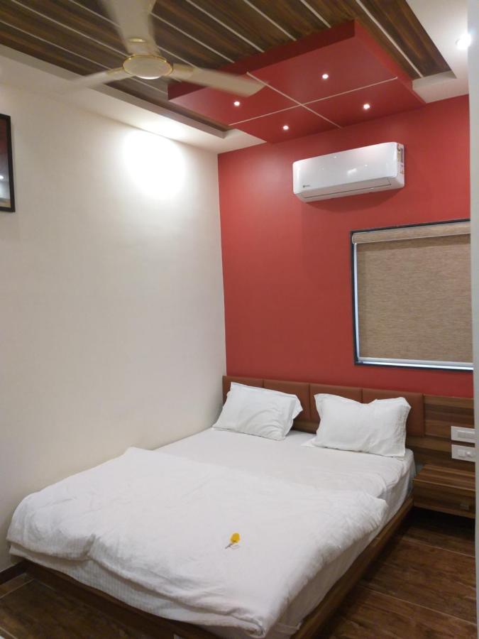 Hotel The Grand Shiva Gondal Dış mekan fotoğraf
