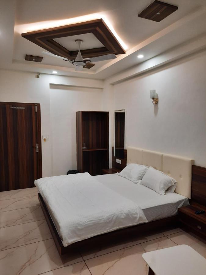 Hotel The Grand Shiva Gondal Dış mekan fotoğraf